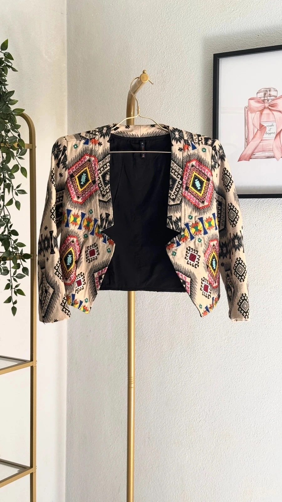 Lindo Casaco Curto Étnico Bordado Bershka • M • TNC36